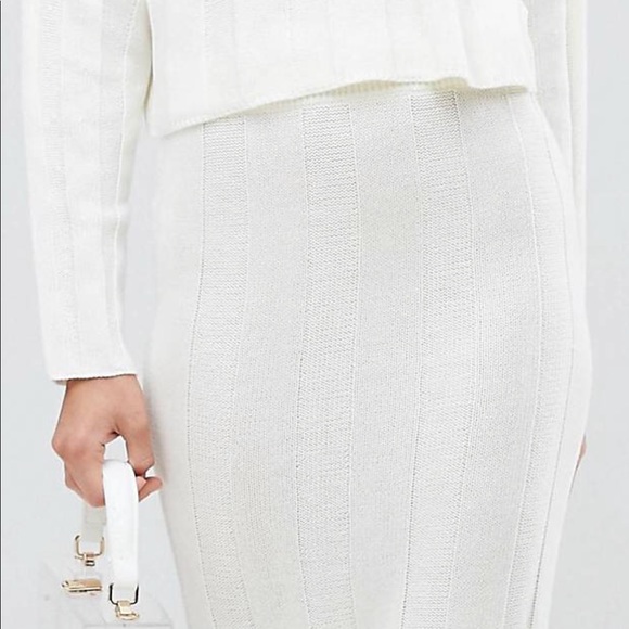 ASOS Off white Midi skirt in Wide Rib - Picture 2 of 8